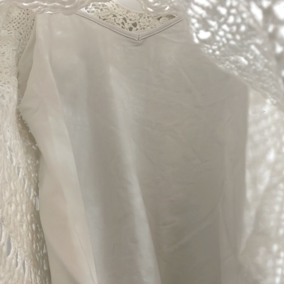 Lovely Crochet Tee! - Picture 3 of 3